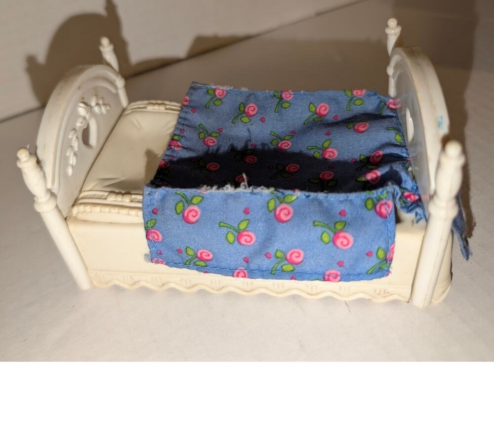 Fisher-Price Loving Family Dollhouse #74815 White Spring Bed w Blue Cloth Sheet